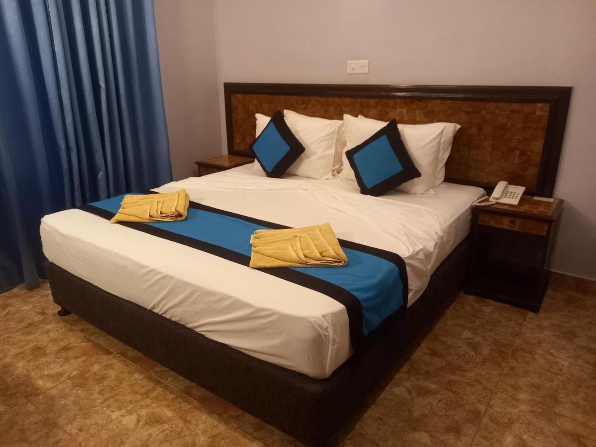 Blue Sand Beach Resort Trincomalee Exterior foto