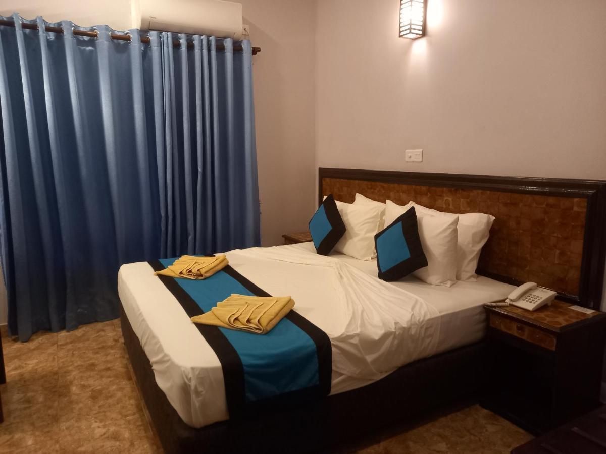 Blue Sand Beach Resort Trincomalee Exterior foto